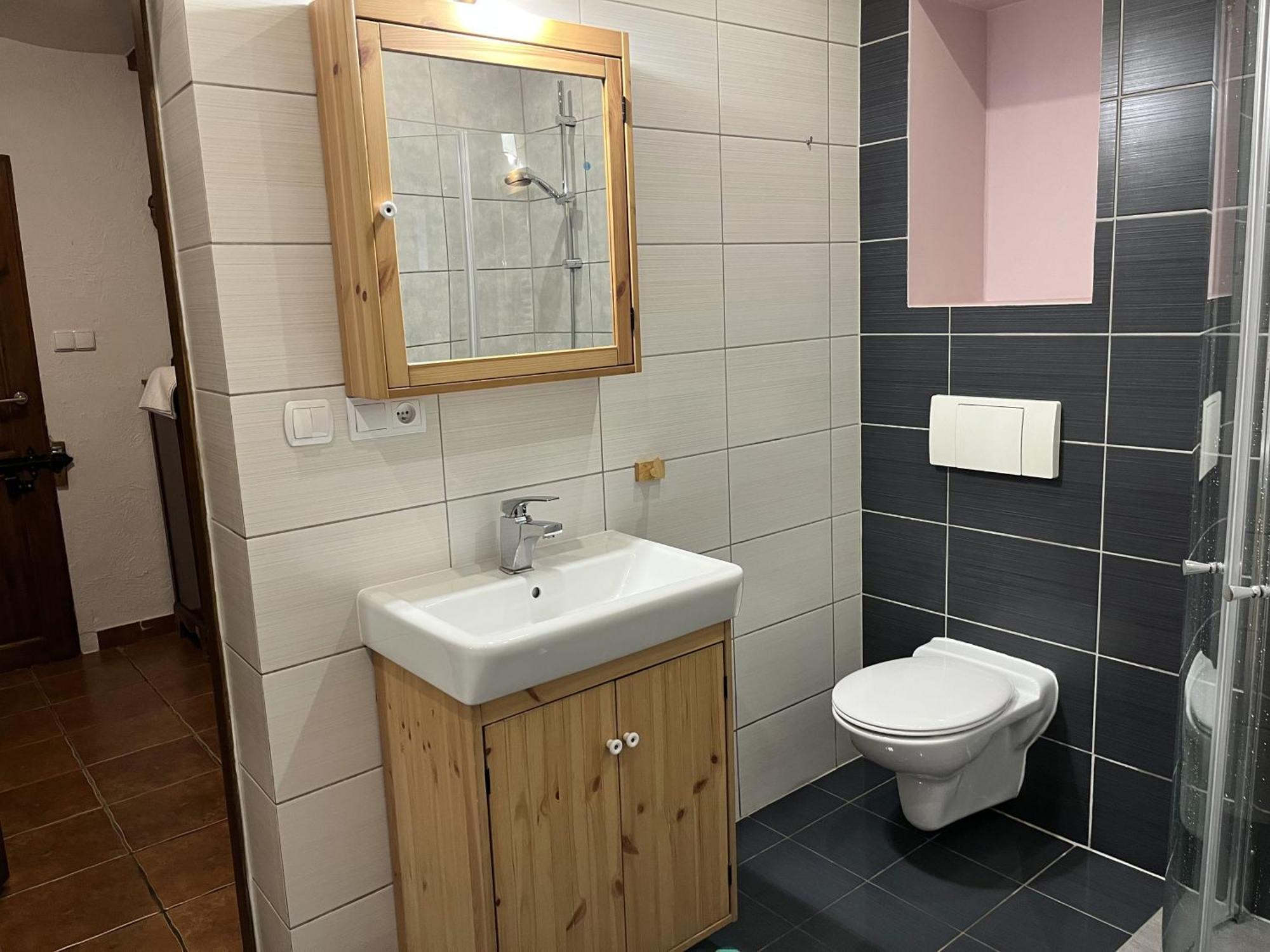 Dom Tkacki - Apartamenty - Pokoje - Jacuzzi Kudowa-Zdrój Exterior foto